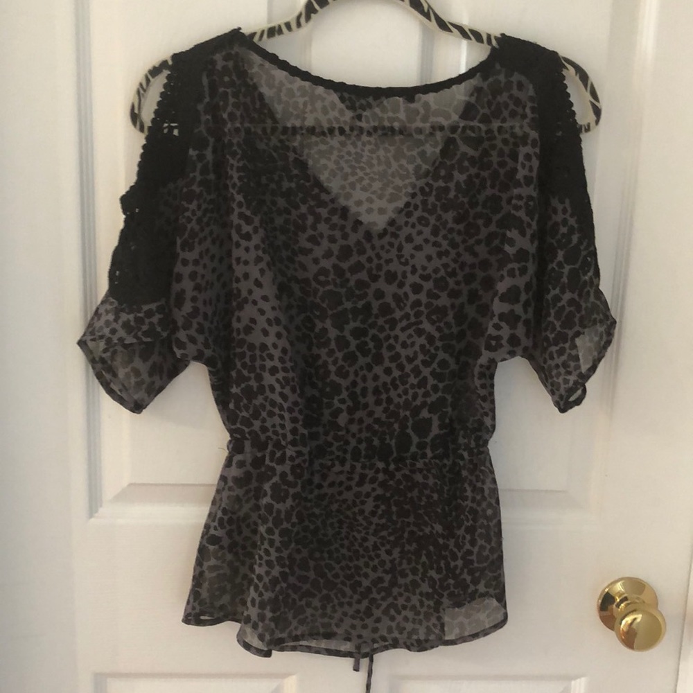 Guess top - Picture 3 of 3